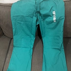 Cherokee hunter green scrub pant